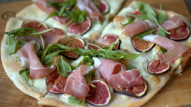 pizza na cienkim cieście