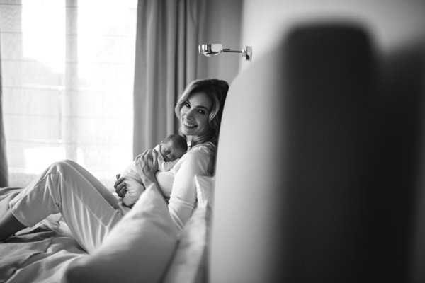 Izabela Janachowska ciążowa sesja z synem (fot. weddingdream.com)