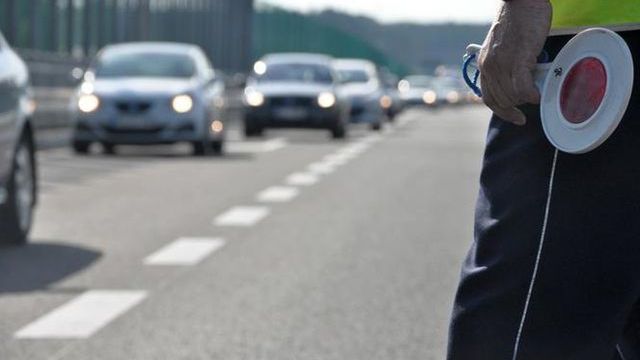 Nie każdy ma prawo używać "lizaka"