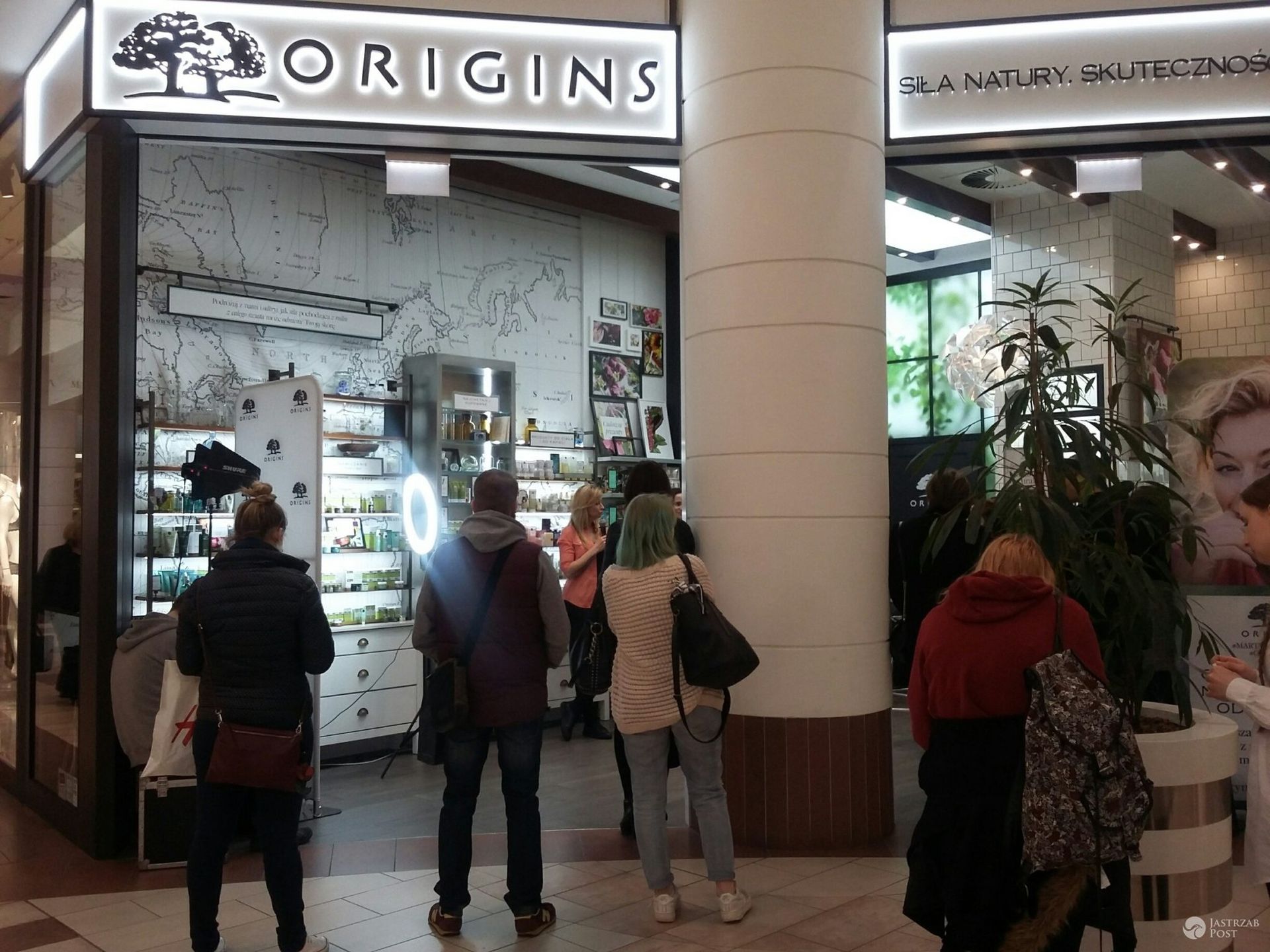 Origins Galeria Mokotów