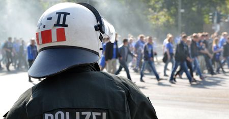Polka opowiada o kulisach pracy w niemieckiej policji. Często spotyka rodaków, których musi aresztować