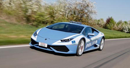 Włoska policja ma nowe Lambo. Ależ fura!