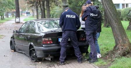 Ubezpieczyciele dostają informacje o wypadkach od policji. Dla dobra poszkodowanych