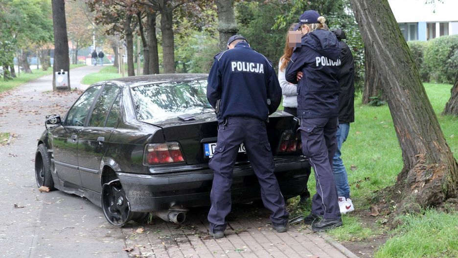Kontakt między ubezpieczycielem a policją każdemu zmotoryzowanemu wyjdzie na dobre