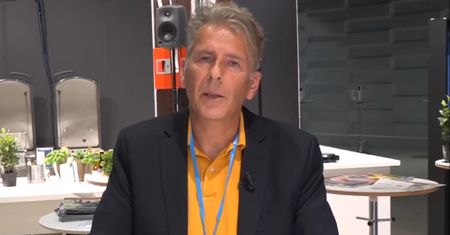 Kanibalizm lekiem na zmiany klimatu. Profesor szokuje