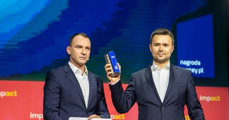eObuwie. Zwycięzca w dwóch kategoriach: "Firma Roku" i "Technologia, która zmieniła zasady gry"
