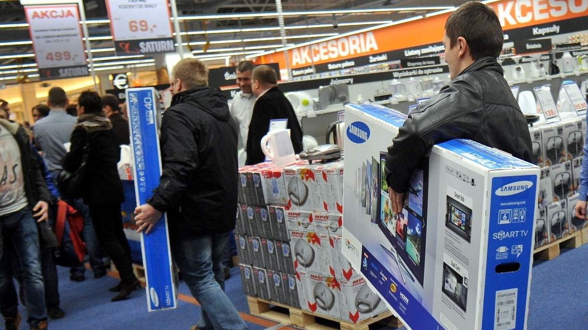 Zdaniem ekspertów, niektórzy konsumenci będą musieli kupić nowe telewizory lub dekodery, by odbierać telewizję DVB-T2