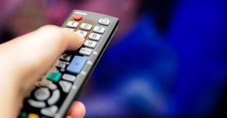 Jaki telewizor kupić: LED, OLED czy QLED? Czym się różnią poszczególne rozwiązania