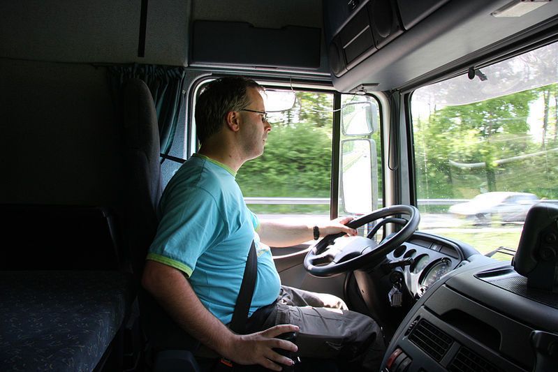 Kierowca ciężarówki nie powinien zapominać o zdrowej diecie i ruchu.