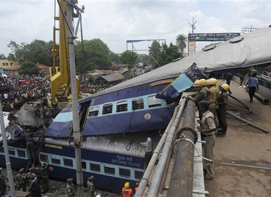 Katastrofa kolejowa w Indiach - co najmniej 61 zabitych
