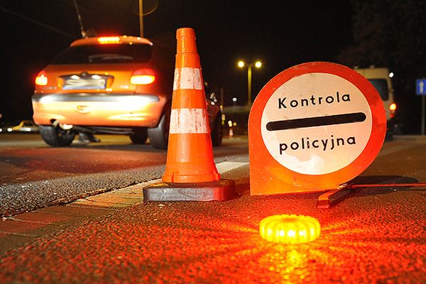 Wypadek na Wisłostradzie, jedna osoba w szpitalu