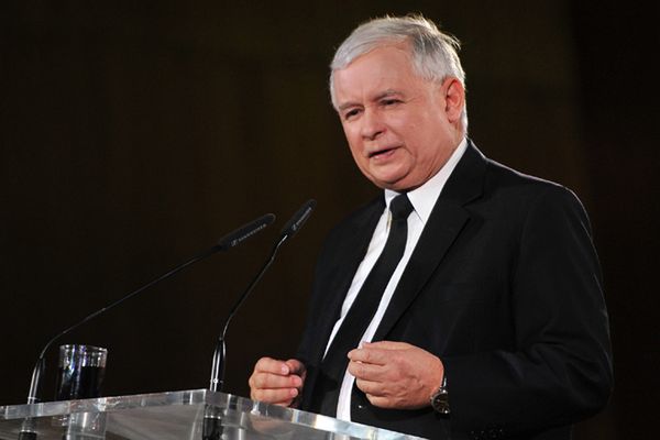 Dzieci ofiar katastrofy smoleńskiej: Jarosław Kaczyński mami ludzi wybuchami