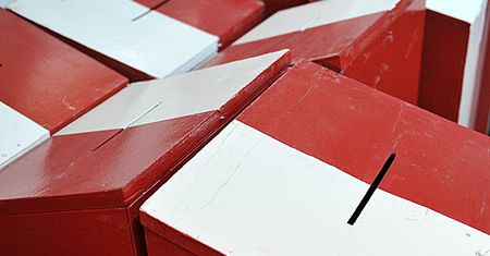 Wybory parlamentarne 2015 - okręgi, listy wyborcze, kandydaci