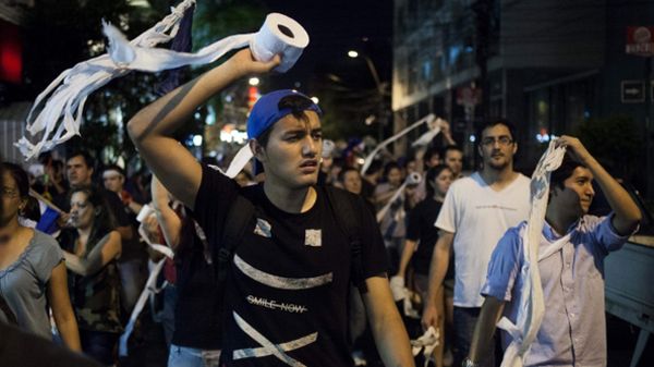 Marsz przeciwko nepotyzmowi i korupcji w Asuncion