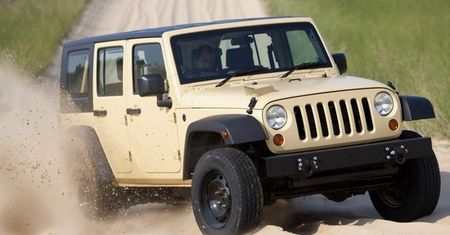 Jeep J8