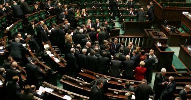 Posłowie opozycji nie opuszczają sali obrad Sejmu
