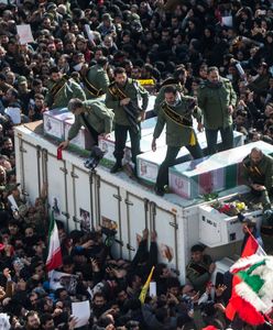 Iran. Wybuchła panika na pogrzebie generała Kasema Sulejmaniego. Zginęło co najmniej 50 osób