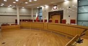 13 dni. Tyle czasu na orzekaniu spędzili w tym roku sędziowie TK