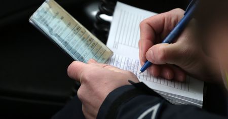 Jazda bez dowodu rejestracyjnego? Zmian chcą kierowcy i RPO