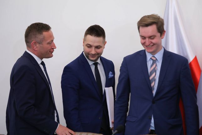 Ministrowie Paweł Rabiej, Patryk Jaki i Sebastian Kaleta 