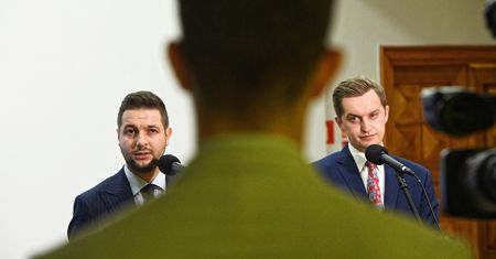 "Komisja Jakiego. Czas rozliczeń". Sensacyjna książka o kulisach komisji weryfikacyjnej. Tylko na WP