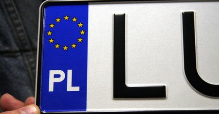 Będą mniejsze tablice rejestracyjne
