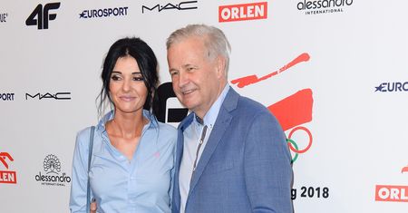 Apoloniusz Tajner na salonach z partnerką. Jest od niego młodsza o 37 lat!