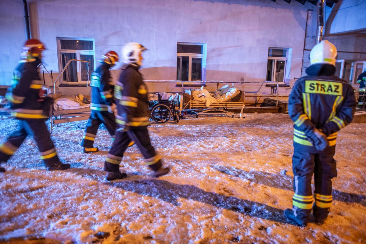 Pomorskie. Po pożarze hospicjum w Chojnicach zwołano sztab kryzysowy. "Ogień wybuchł tam, gdzie byli najsłabsi"
