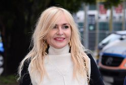 Wielki Mecz TVN. Monika Olejnik w młodzieżowej stylizacji