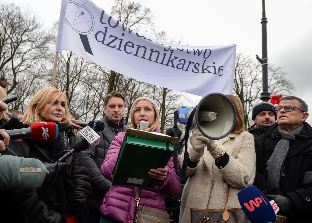PiS wprowadziło cenzurę w Sejmie. Dziennikarze protestują