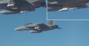 Nowy sposób prowadzenia wojny – zamiast bomb samoloty zrzucają setki dronów