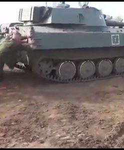 Rosjanie odpalali czołg "na popych”. Udało się za drugim razem
