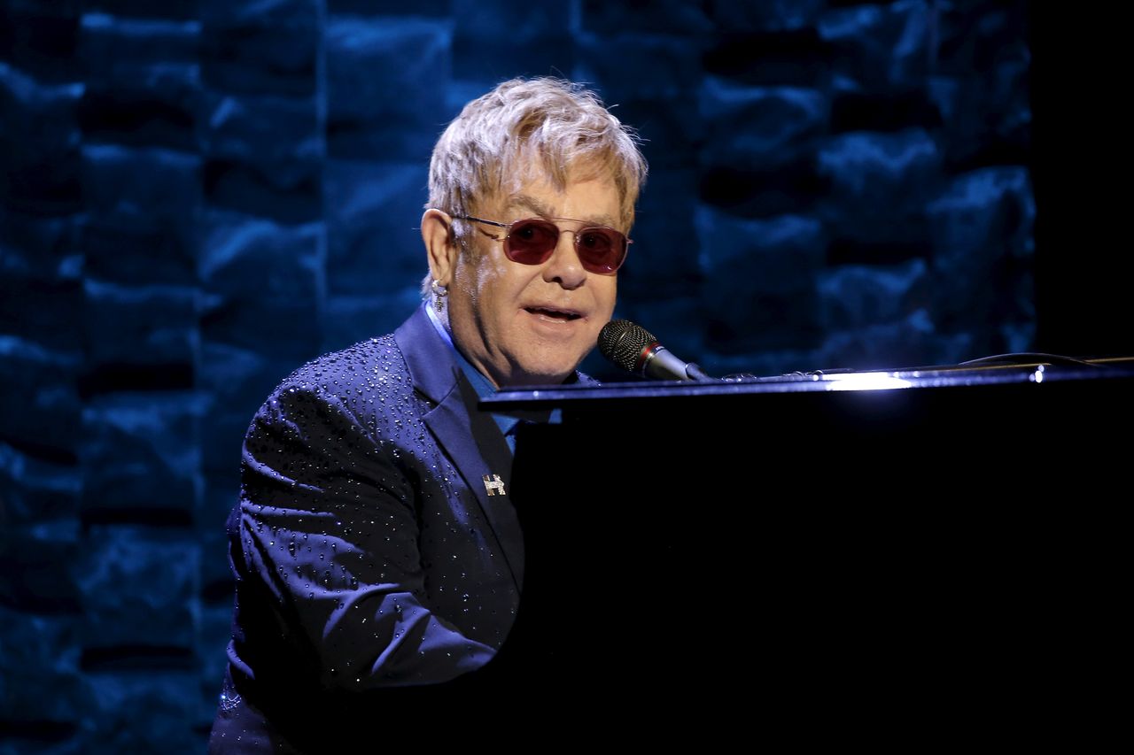 Elton John na celowniku IS. Atak planowany na koncercie