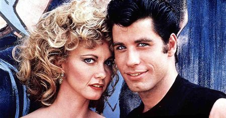 John Travolta zmienił się nie do poznania. Dziś jest łysy i zapuścił brodę