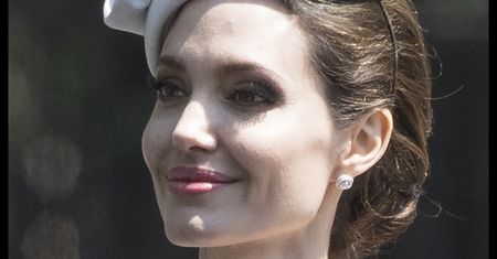 Angelina wyglądała jak figura woskowa. Zobaczcie zdjęcia gwiazdy z Londynu