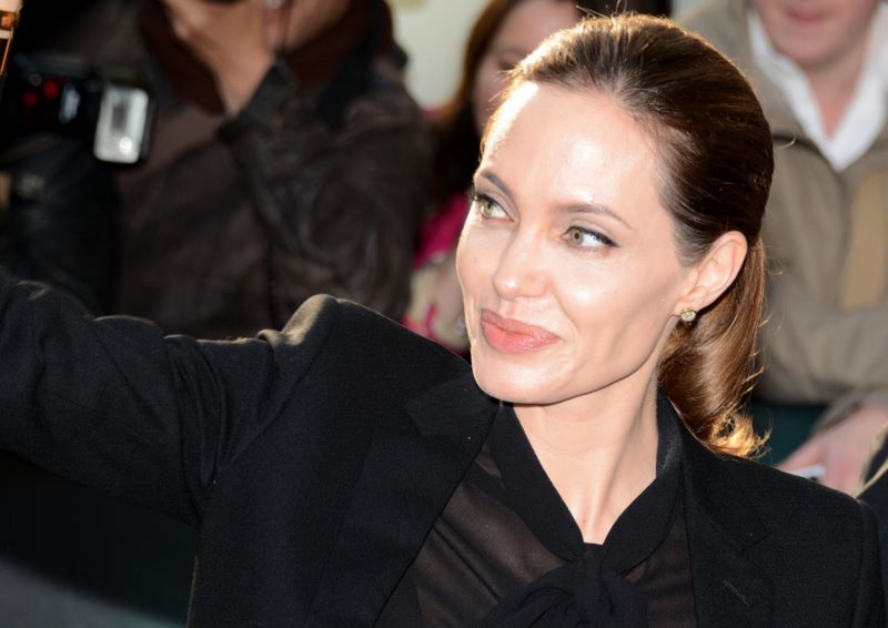 "Zawsze będziemy rodziną". Angelina Jolie popłakała się podczas wywiadu