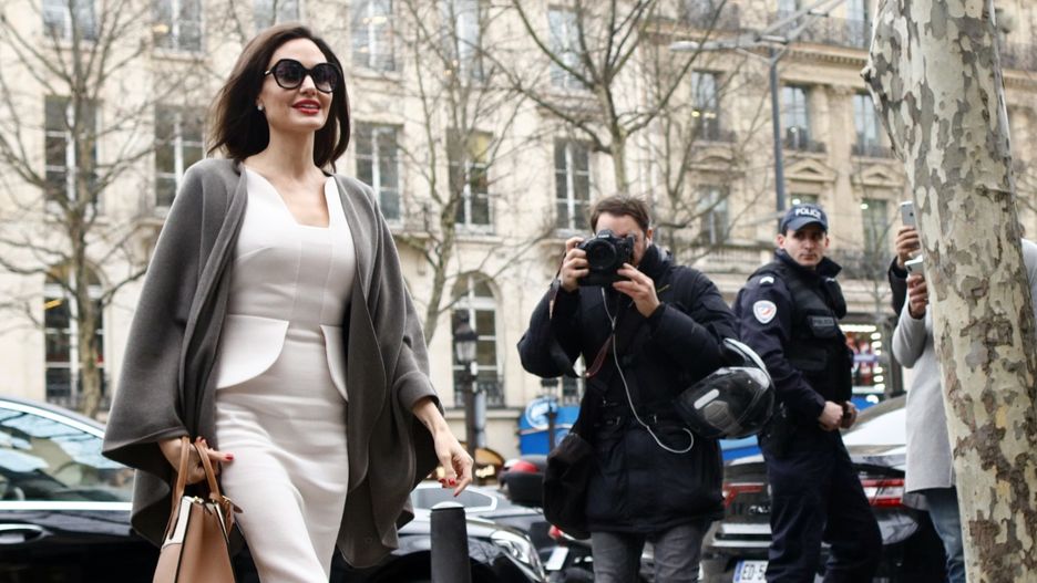 Angelina Jolie spotkała się w Pałacu Elizejskim z Brigitte Macron.