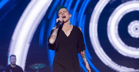 "Twoja Twarz Brzmi Znajomo". Katarzyna Dąbrowska wygra dzięki Agnieszce Chylińskiej?