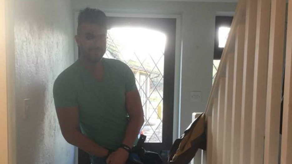 Pomyliła nieznajomego ze swoim synem. Intruz spał w jej domu