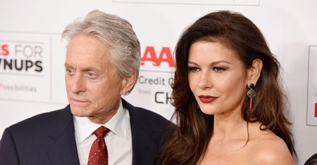Stylowa para na koncercie. Catherine Zeta-Jones i Michael Douglas wybrali się na występ Lady Gagi