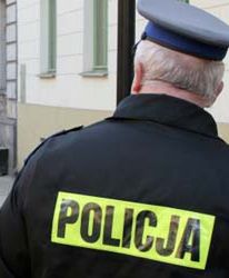 Zastępca komendanta kazał podwładnym budować swój dom