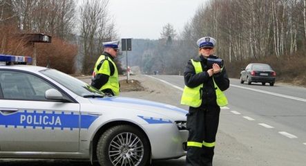 Pijany pędził przez miasto 100 km/h