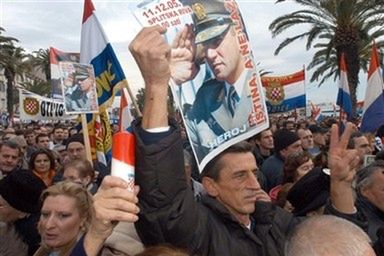 Protesty Chorwatów przeciwko aresztowaniu Gotoviny