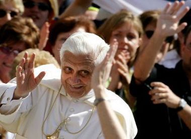 Benedykt XVI pozdrowił Polaków