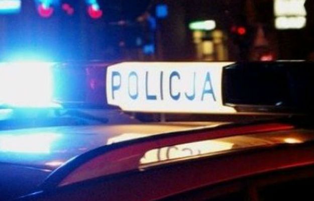 Próbował rozjechać policjantów ciągnikiem. Miał 2 promile alkoholu we krwi
