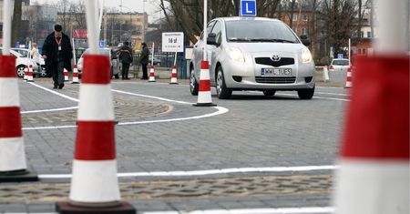 Prawo jazdy 2019. Zmiany przepisów. Obowiązkowa wymiana dokumentów i mniejsza liczba egzaminów