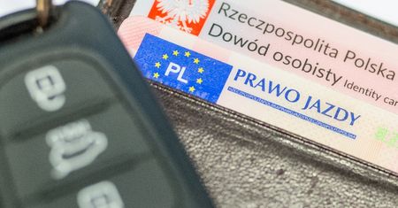 Prawo jazdy. Zmiany dla kierowców w 2019 r. Kogo obejmie obowiązkowa wymiana dokumentów?