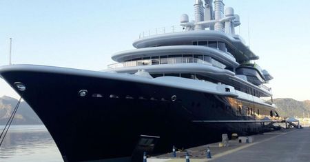 Rosyjski oligarcha stracił jacht o wartości 350 mln funtów