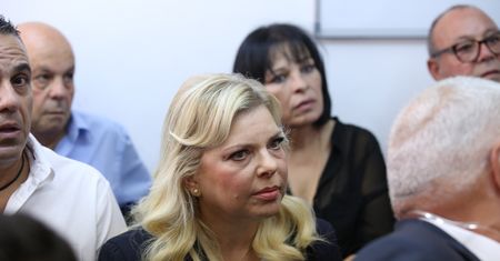 Żona premiera Izraela oskarżona o defraudację 100 tys. dolarów