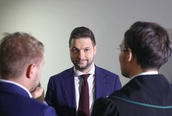 Jest pozew w trybie wyborczym dla Patryka Jakiego. "To fake news"